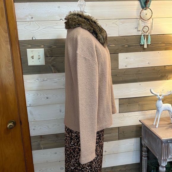 Evan-Picone ⚜️ Faux Fur Trimmed Wool Jacket - Picture 5 of 9